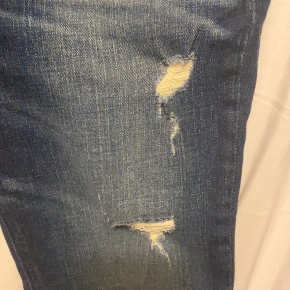 Hollister Ripped Jeans - Picture 5 of 9